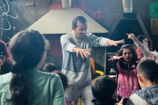 Nederlandse theatergezelschappen steunen kindertheater in Ghaza.