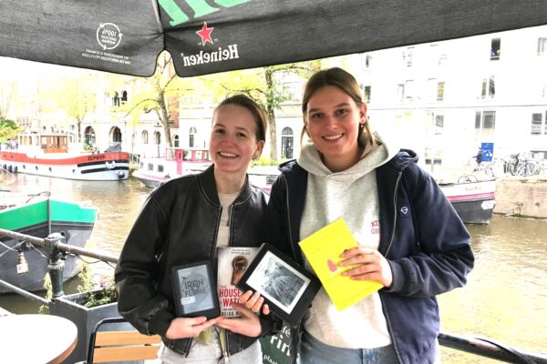 Sofie en Nisrine lezen dankzij BookTok: ‘Er is niks beters dan een echt goed boek’