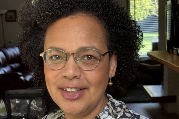 Ouderpijn: het gevoel van machteloosheid als het niet goed gaat met je kind. ‘Je hebt de hele tijd buikpijn, maar je kan er niet naast gaan lopen.’